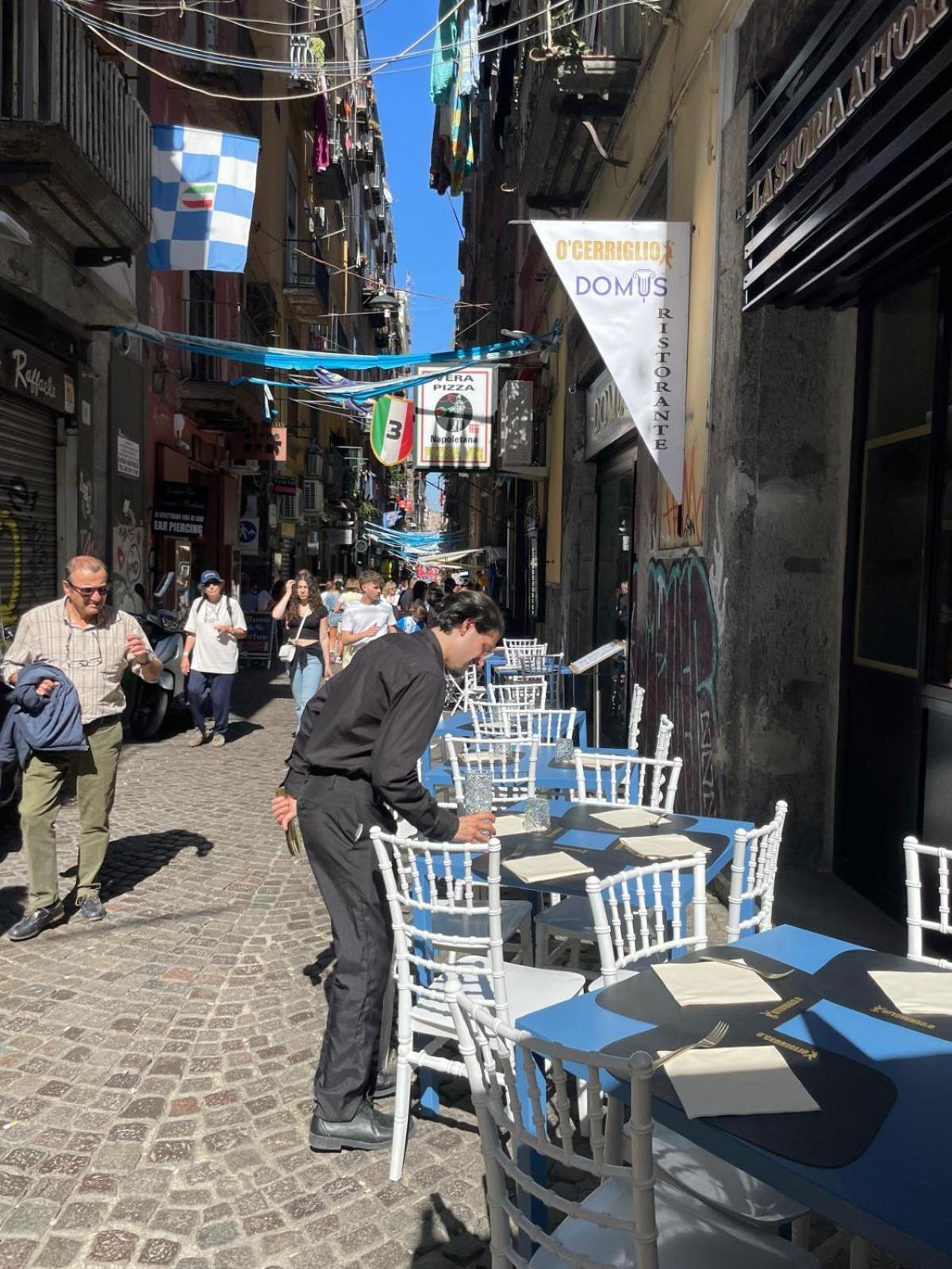 Vincenzino A Spaccanapoli Buitenkant foto